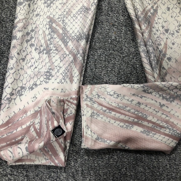 Onzie legging XS - Picture 8 of 8